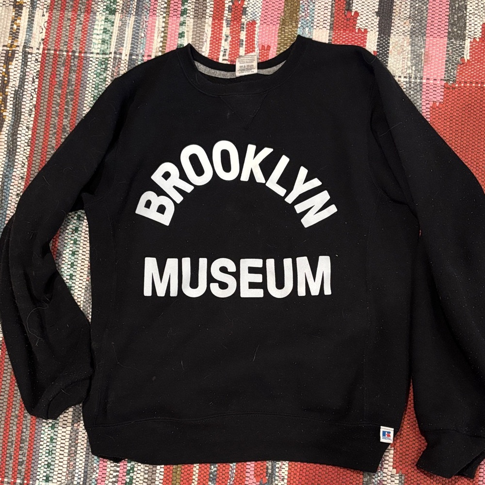Brooklyn Museum Black Sweater size Small Unisex